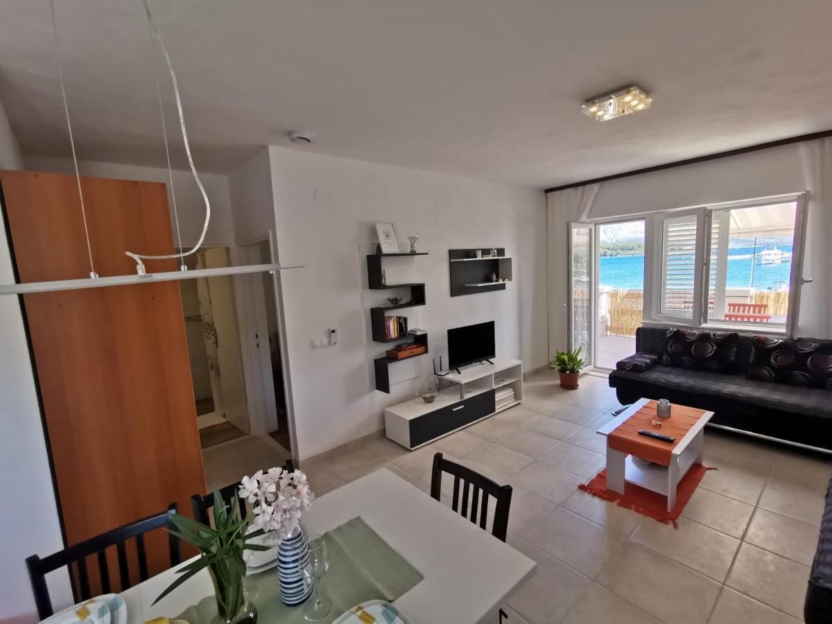 Apartments Lumbardina Lumbarda Luaran gambar